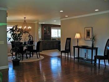 5th image of 501 Cliff Dr