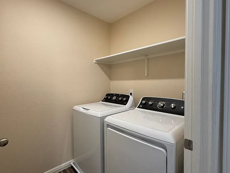 105 Rainey Dr — Photo 22