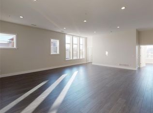 155 W Main St #2, Decatur, IL 62523