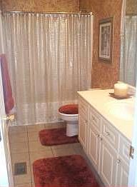 2nd image of 2516 Cove Cir