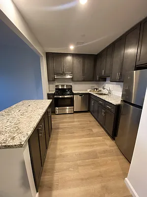 Rented by Fifth & Forever LLC | media 23