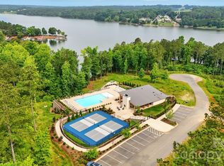 3318 Pyramid Peak Trl #212, Connelly Springs, NC 28612
