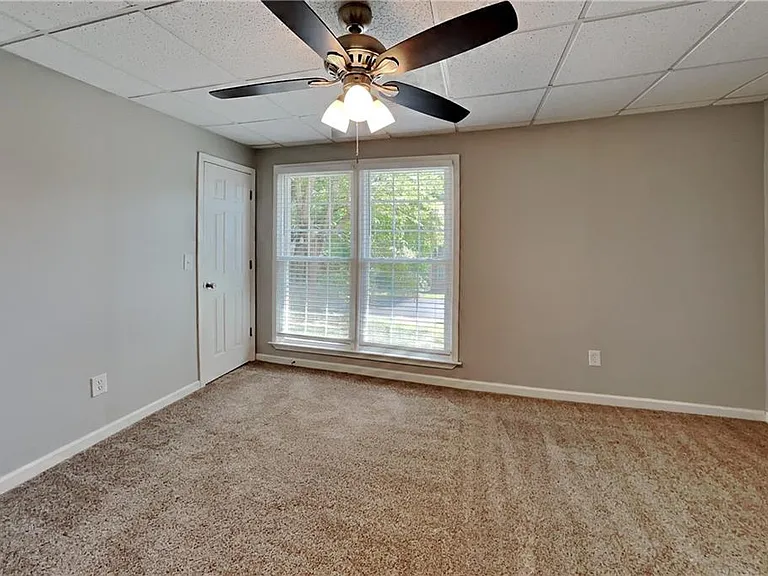 3912 Sharpel Ln NW — Photo 10