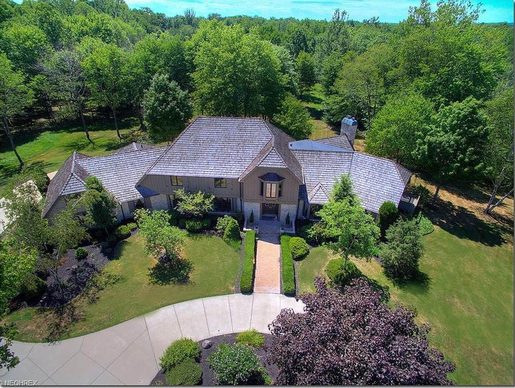 British market  7465 Fairmount Rd, Russell, OH 44072 | Zillow
