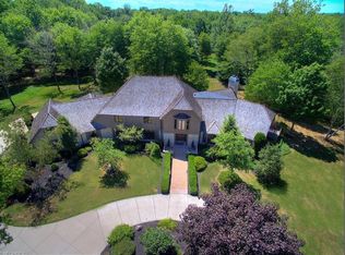 7465 Fairmount Rd, Russell, OH 44072