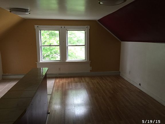 3rd image of 501 N Grove St