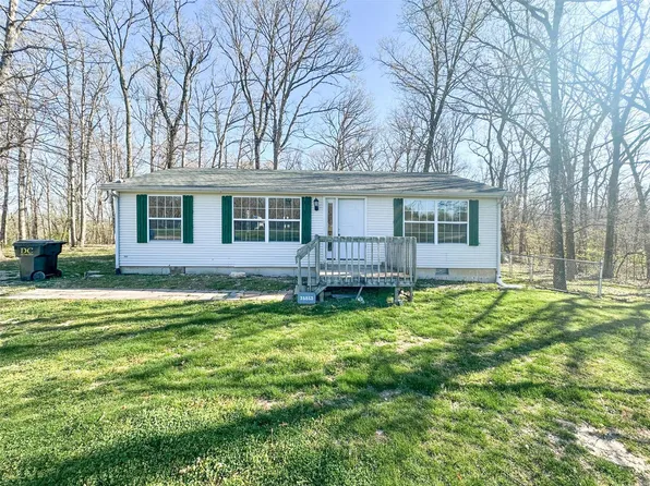 35852 Tinkers Ln, Truxton, MO 63381