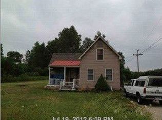 13440 Sumpter Rd, Carleton, MI 48117