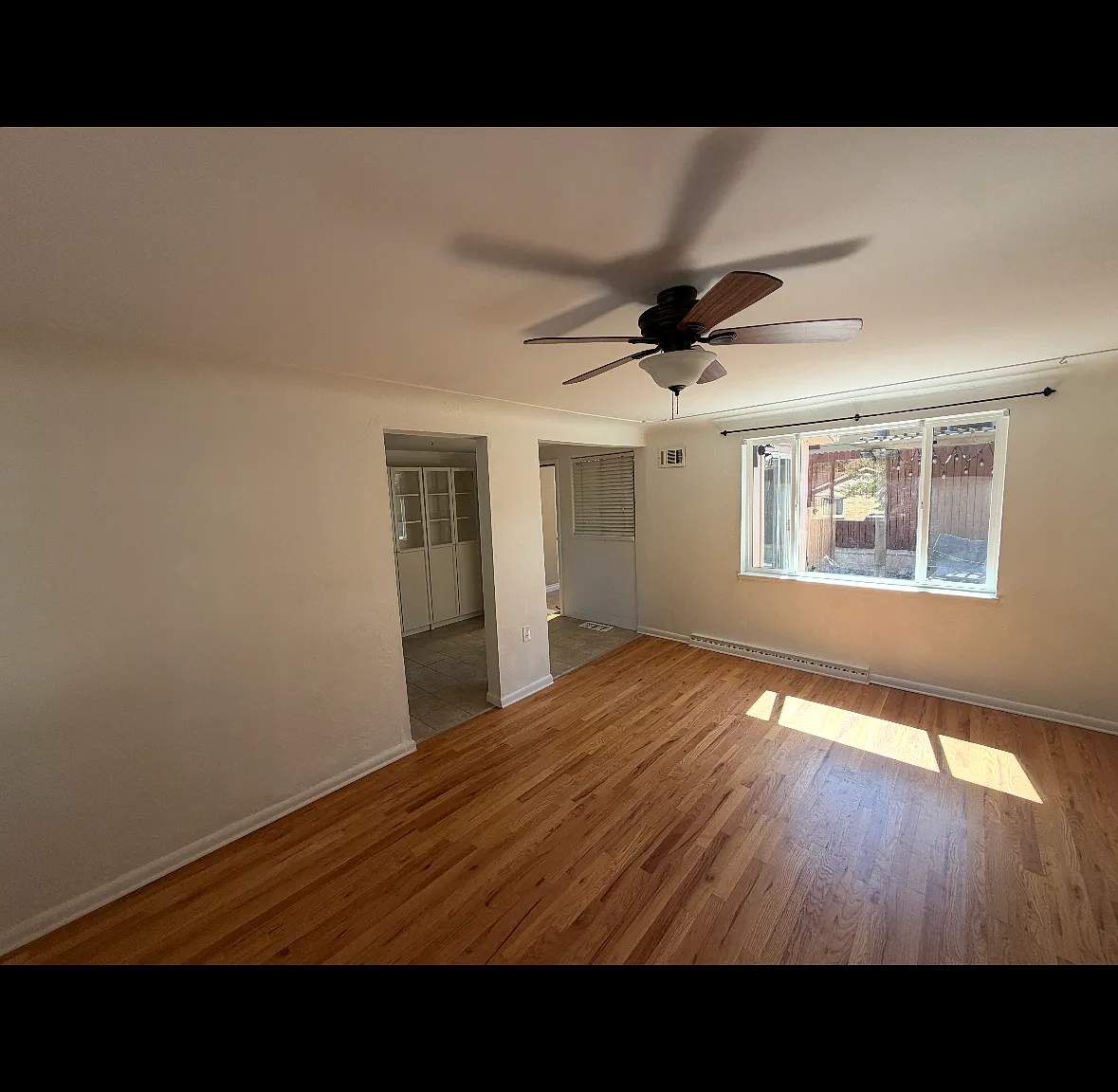 2 bed, 965 sqft, $2,500 — Photo 1