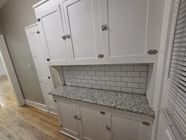 807 W Franklin St #807 — Photo 8