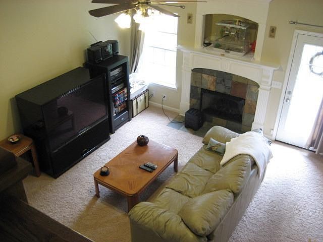 Cathedral Ceilings in Living Rm, Frieze Carpets, Gas Logs