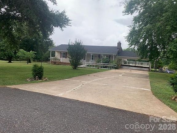 2nd image of 189 Valet Ct