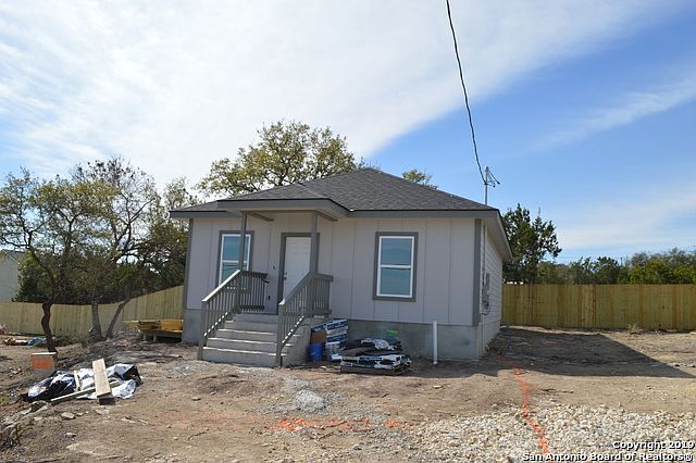 1st image of 1260 Mountain View Dr