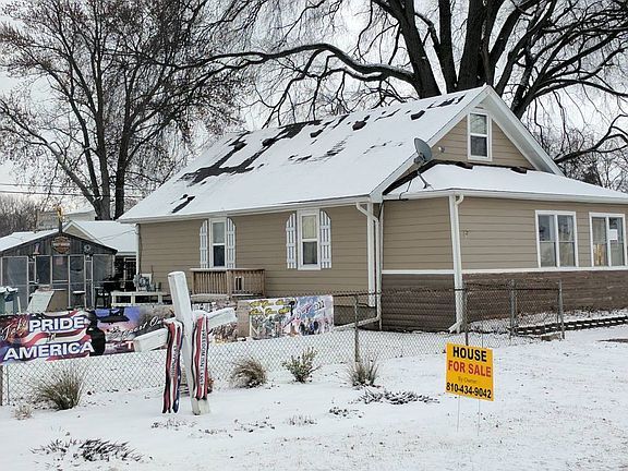3rd image of 617 Saint Bernard St