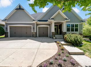 16899 E Lake Dr, Lakeville, MN 55044