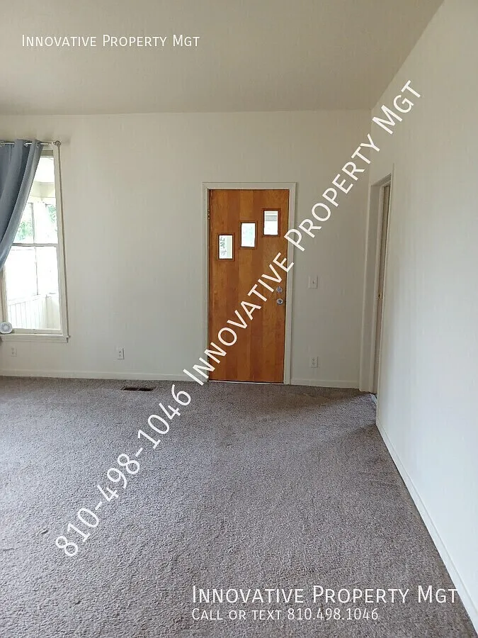 Large 3-bedroom multi-dwelling unit located in Clio! — Photo 4