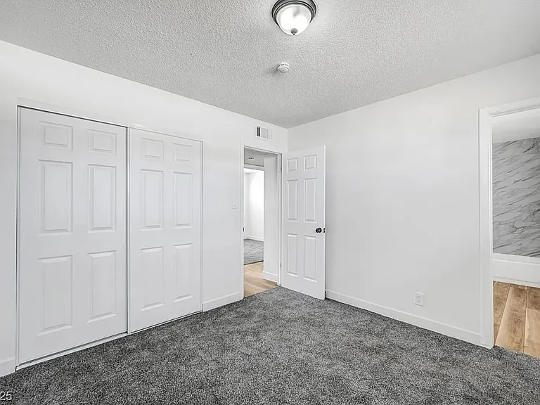 6520 Evergreen Ave — Photo 11