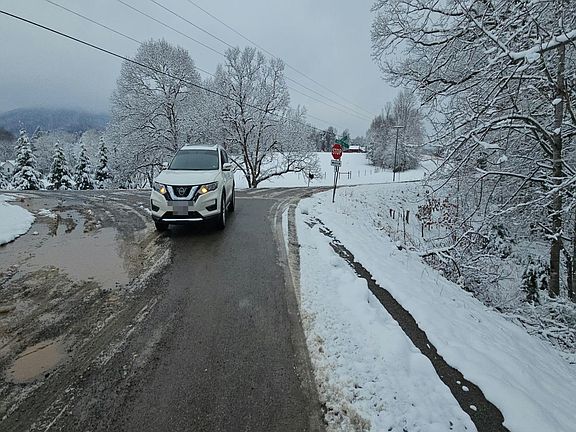 5th image of 2750 Red Valley Rd