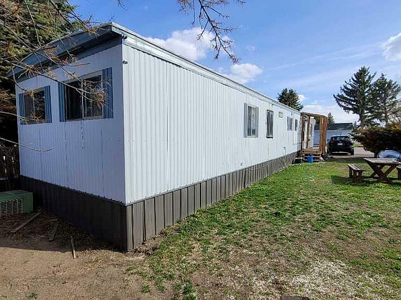 4th image of 1300 23rd St N #216