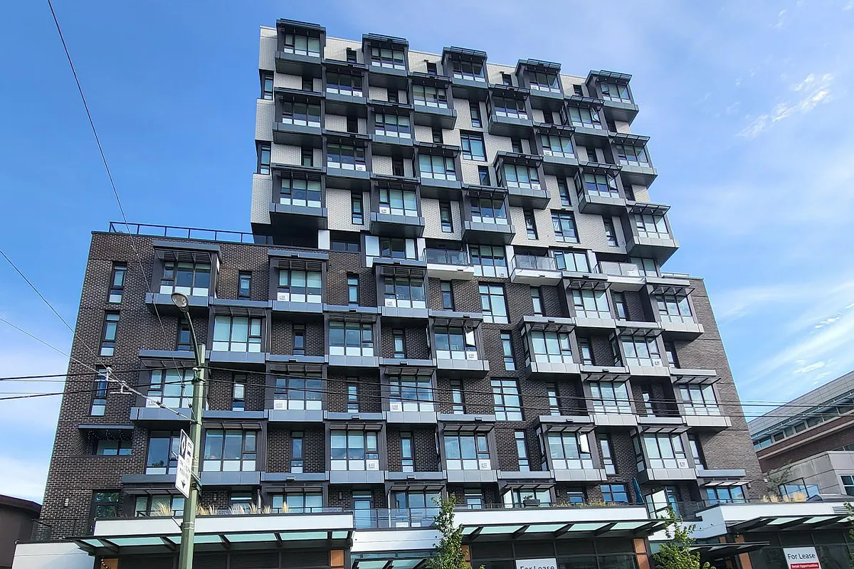 Hub Place — Photo 2