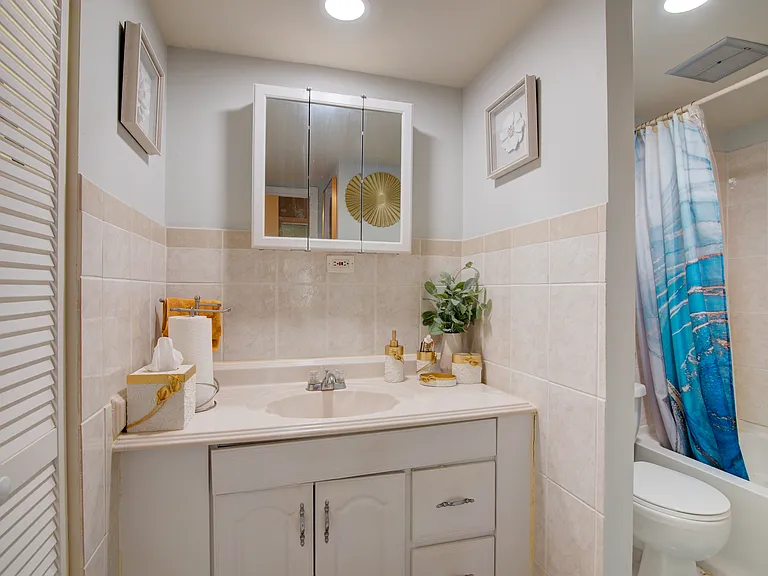 5250 Valley Forge Dr #407 — Photo 24