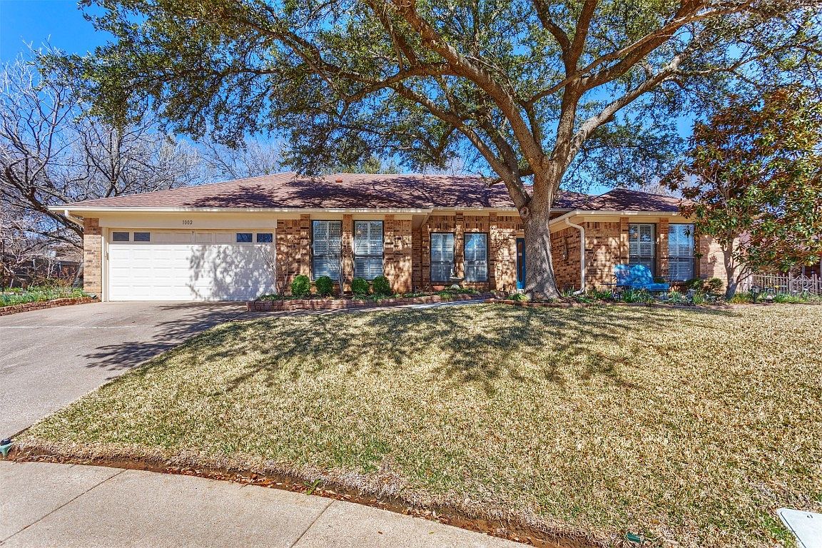 1002 Woodhaven Ct, Euless, TX 76039 Zillow