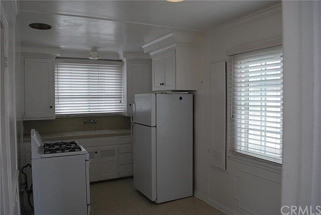 2nd image of 1212 W 163rd St