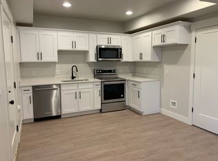 176 W Hayata Ln, Vineyard, UT 84059