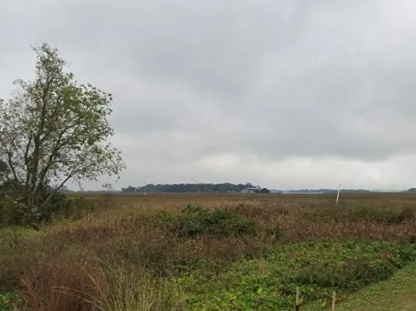 1938 Sol Legare Rd, Charleston, SC 29412