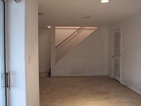 5th image of 33 W Lake Forest Dr