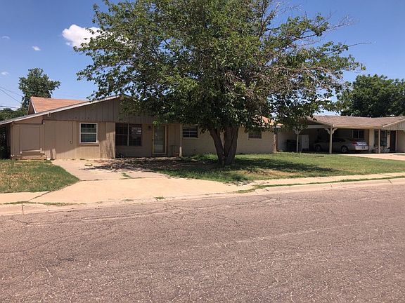 3rd image of 1913 E Pecan Ave