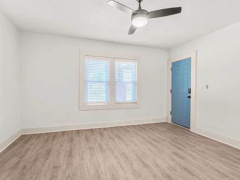 Native Lands Apartments — Photo 11