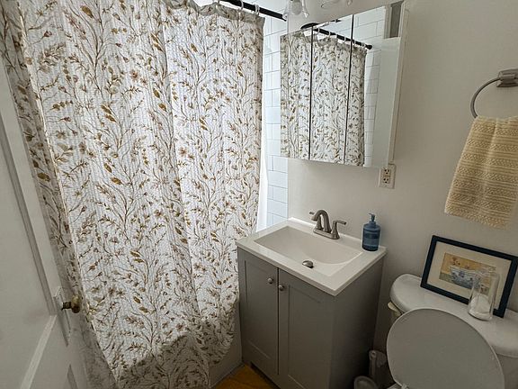 3rd image of 1193 Commonwealth Ave APT 20