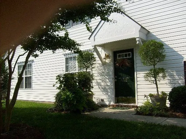 8927 Bryant Field Cres, Charlotte, NC 28277