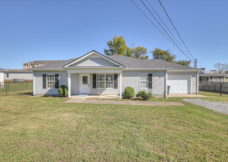 1st image of 102 Saddlewood Dr