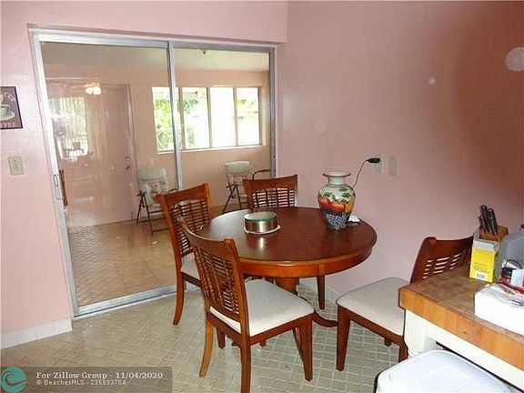 5th image of 4100 Woodside Dr #B