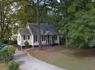 1327 Lyle Ave, East Pt, GA 30344
