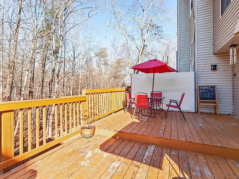 8308 Southern Oaks Ct — Photo 16