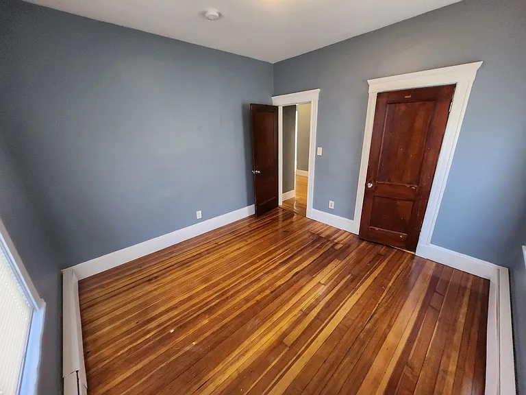 735 Washington St #2 — Photo 6