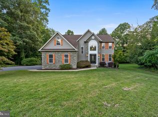 3910 Park Pl, Huntingtown, MD 20639