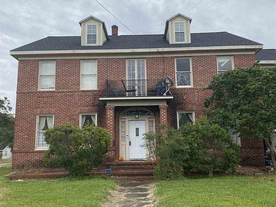 1st image of 2605 Houston St
