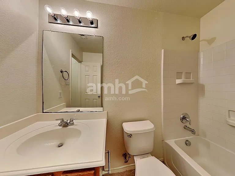 10624 Cochron Dr — Photo 18