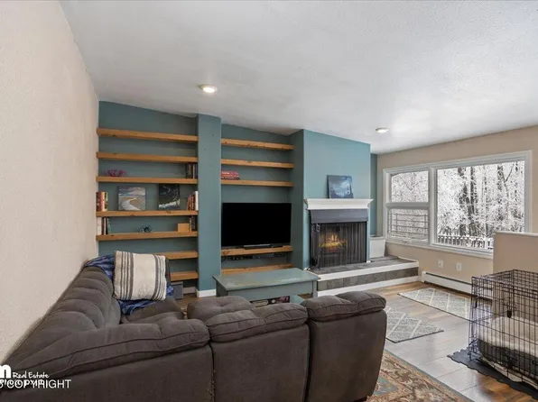 3131 Rosella St #F, Anchorage, AK 99504