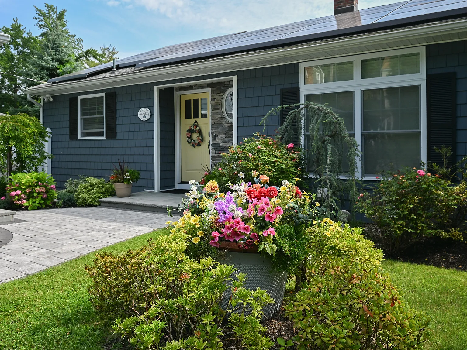 N Lake Shore Dr, Brookfield — Photo 2
