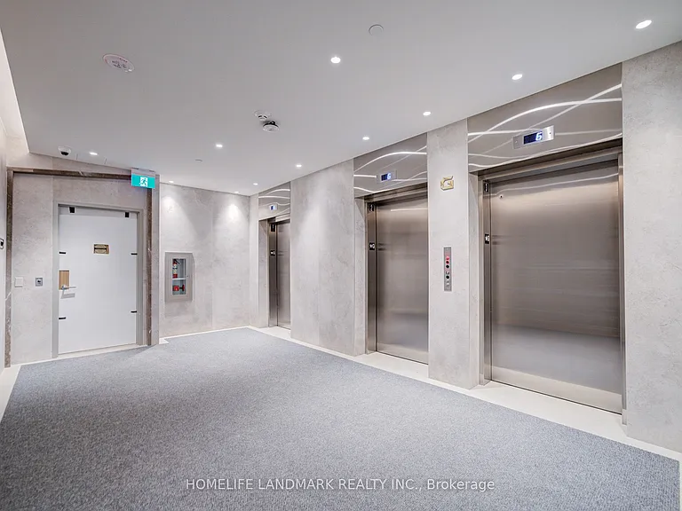 25 Cordova Ave #Penthouse 13 — Photo 5