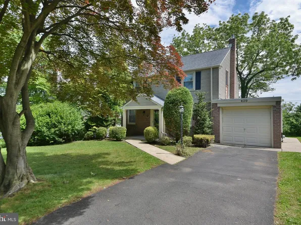 420 Forest Hills Ave, Philadelphia, PA 19116