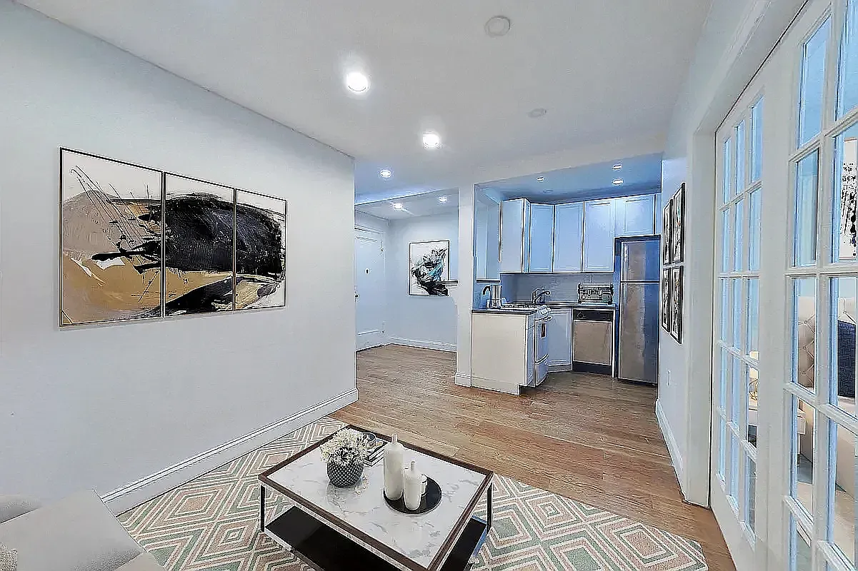 102 West 79th Street — Photo 1