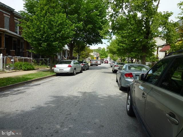 2nd image of 1736 Montpelier St