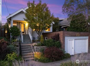 708 N 47th St, Seattle, WA 98103