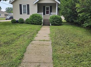 1805 N Logan St, Fremont, NE 68025